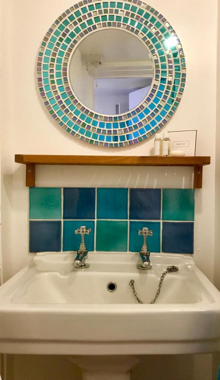 פדסטואו Cyntwell Guest Accommodation מראה חיצוני תמונה
